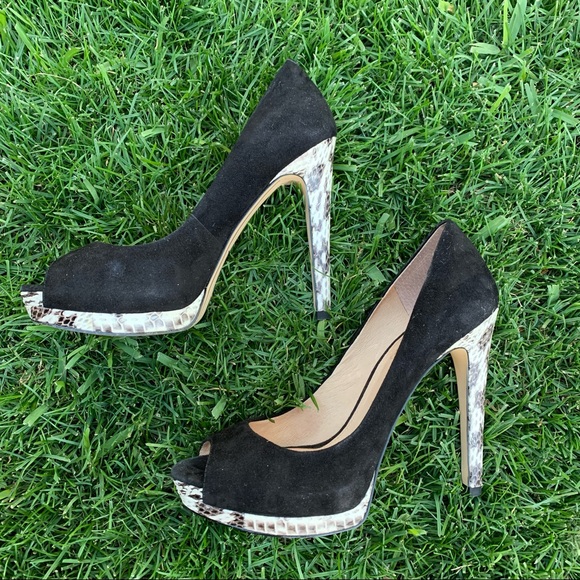Joan & David Black Pumps - Picture 1 of 9
